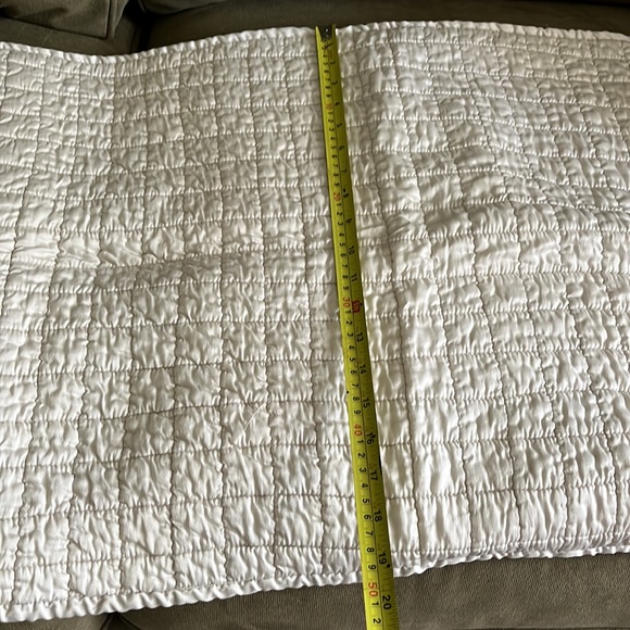 Pillow sham from Restoration Hardware-standard size - Picture 3 of 5